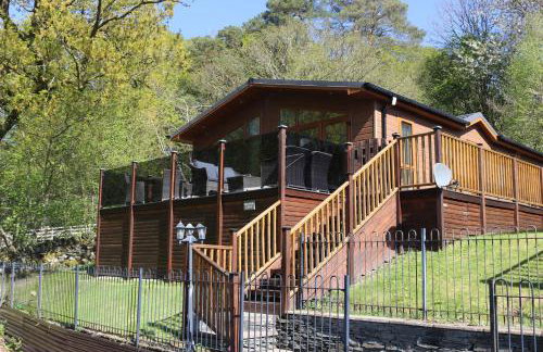 High View Lodge - Photo 2