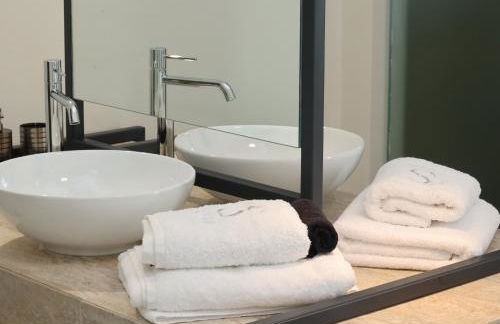 Caldera Suites "Ελιά" - Photo 19