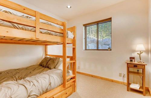 Lovely Home with Great Views and Private Hot Tub - Porcupine Slopes - Foto 10