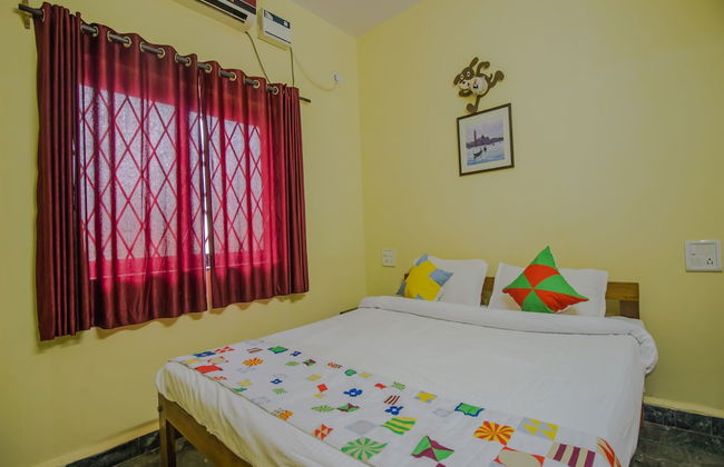 OYO 14181 Home Garden View Studio Morjim Beach - Foto 10