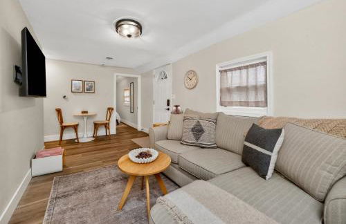 Prime Ames Location 2BR 1BA Near ISU - Foto 8