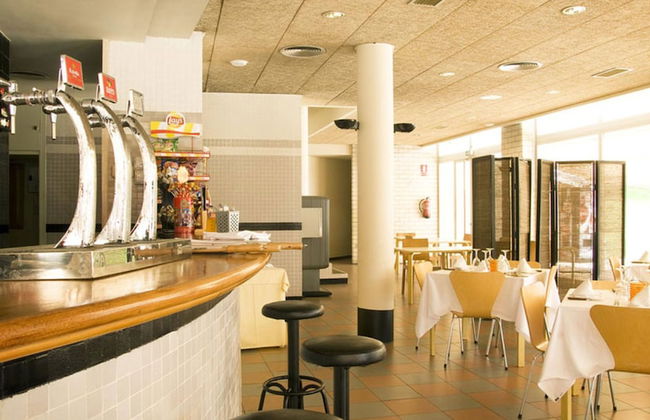 Aparthotel Comtat Sant Jordi - Photo 23