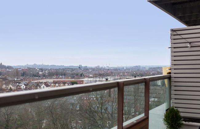 Beautiful Modern Apartment Centrally Located - Foto 18