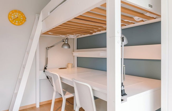 Charming Apartment Near the Beach With Balcony - Photo 38