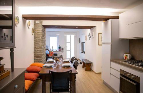 LE RONDINI - Courtyard apartment with balcony & terrace - Foto 12