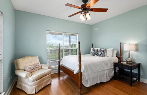 Getting Nauti at the Bay - Foto 22