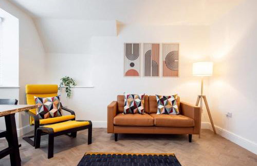 6 The Royal Serviced Apartments, Harwich - Fast WiFi, Private Parking - Foto 7