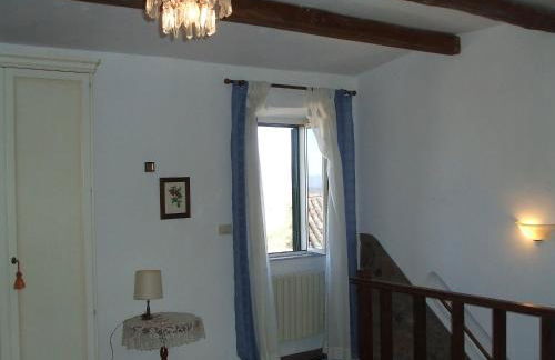 Blue House Near Bagnoregio-overlooking the Umbrian Mountains and Tiber Valley - Foto 73