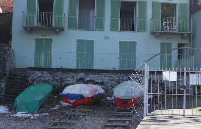 The Green House on the Lake - Foto 1