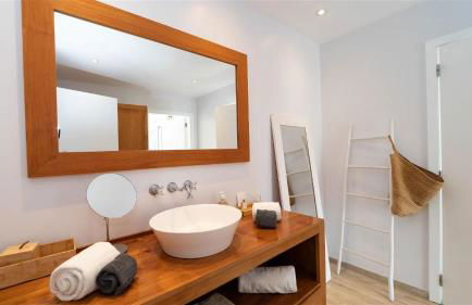 A Caribbean Gem With Stunning Hill and Ocean View - Foto 27