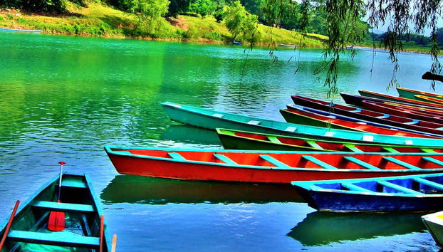 The Canoes on the tour