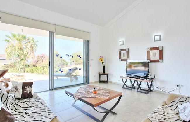 Villa Sophia Latchi in Neo Chorio - Foto 9