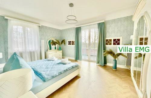 Luxury Villa EMG Steinfurt - Historische Villa mit Sauna, SPA, Garten & großem Essbereich für bis zu 22 Personen - Foto 47