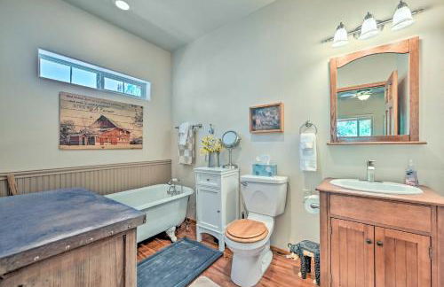 Bring a Pet Happy Jack Cabin with Fire Pit! - Foto 12