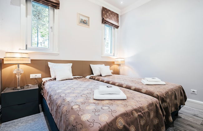 Lustica Bay Marina - Foto 24