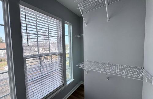 Amazing 4 BDRM home w garage in Charlotte - Foto 28