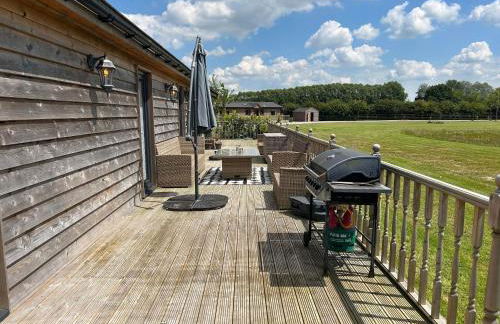 4Bed Lodge Sleeps8-Pet Friendly-Hot Tub-Log Burner - Foto 19
