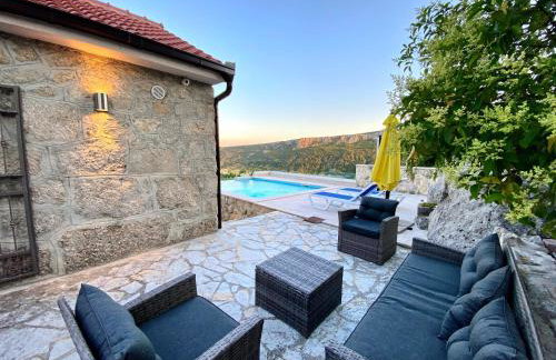 Jukini Dvori Villa with a view of the Green lake - Foto 8