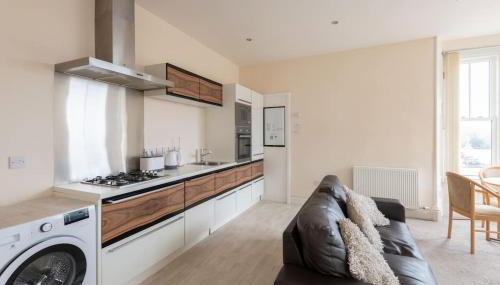 CASTLEBANK HOUSE FLATS, DINGWALL - Foto 2