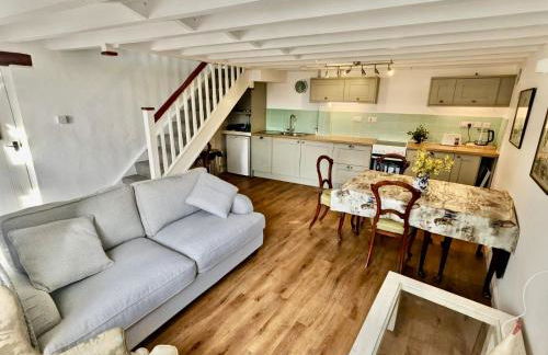 2 Stable Cottage, Llanbethery - Foto 10