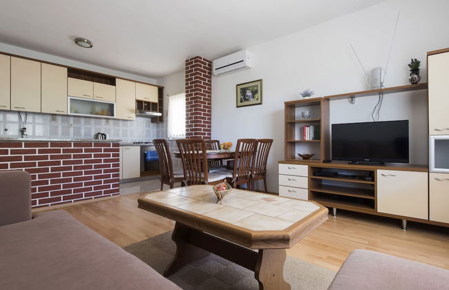 Nice Apartment With Private Roofed Terrace, Near the Sea and National Park - Foto 25