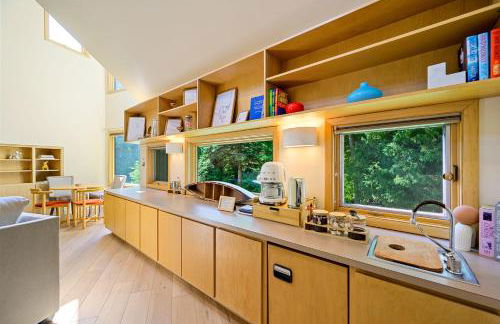 Modern Home Walk to Downtown, Hot Tub & GameRoom - Foto 13