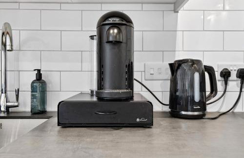 Stunning 2BR Apartment Cardiff Bay with Balcony - Foto 27