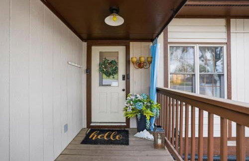 Holiday Island Escape w/ Panoramic Lake Views - Foto 28
