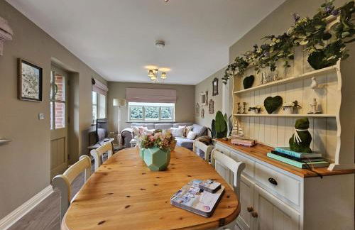 Cottage - Sleep 4 Pet Friendly & Enclosed Garden - Foto 7