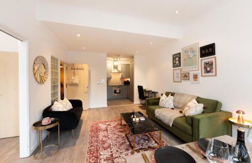 Central & Chic Flat-Sleeps 4-By FabAccommodation - Foto 11