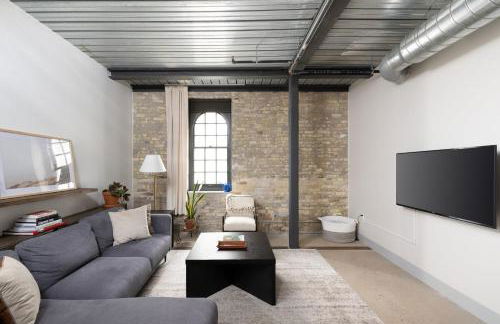 Brewery District Luxe 2BR Near Fiserv with Parking - Foto 1