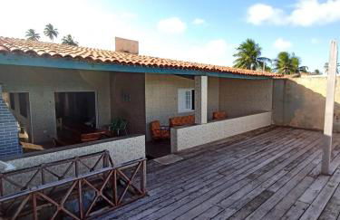 Casa a Beira mar, em frente ao Caminho de Moisés - Foto 18