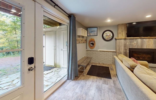 Treehouse Home Brought to you by GetAway Vacations - Photo 52