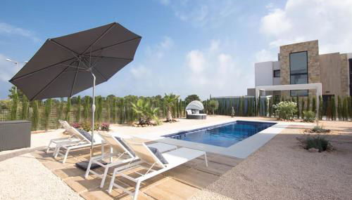 Strandnahe Design Villa mit Pool 2 Schlafzimmer 180 qm - Foto 2