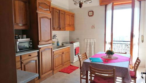 Overlooking Genoa - Foto 3