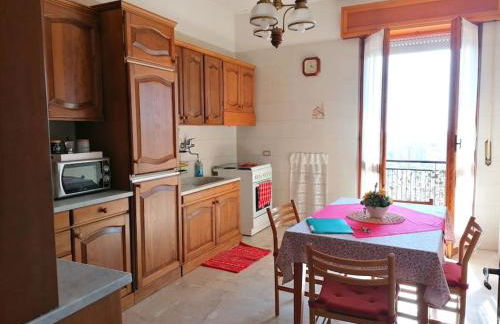 Overlooking Genoa - Foto 3