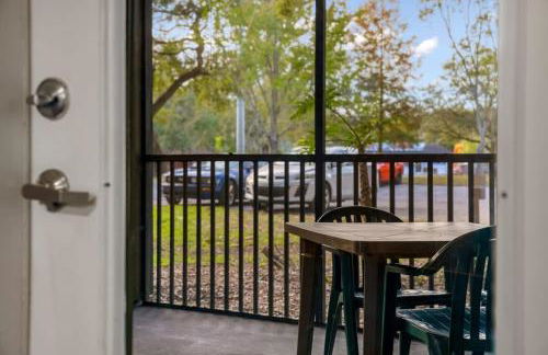 Long Term Stays Allowed Pet Friendly & Pool - Foto 26