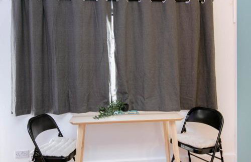 Smart Modern Studio With Free Parking, Wifi, Close To Town, Hospital, Uni, Quiet Area, Contact For Best Prices - Foto 11