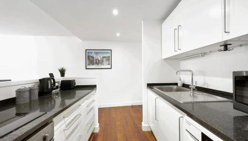 2 Bedroom Apartment Short Term Rental & Flexible Renting Shoreditch with Free WiFi & Balcony - Foto 2