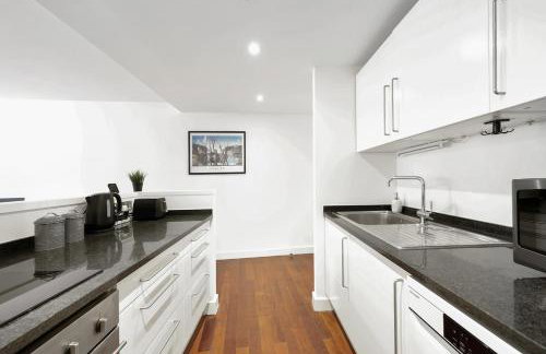 2 Bedroom Apartment Short Term Rental & Flexible Renting Shoreditch with Free WiFi & Balcony - Foto 2