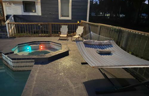 Farmhouse Oasis w Pool Heated Spa Treehouse and Game Room Located Centrally off I-4 - Foto 47