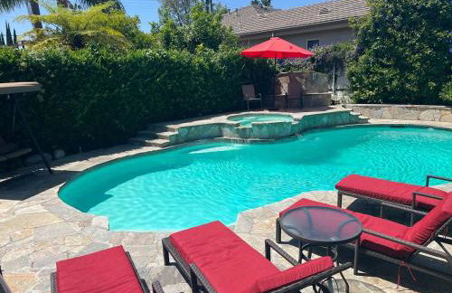 Gorgeous Villa with Private Heated Pool - Foto 43