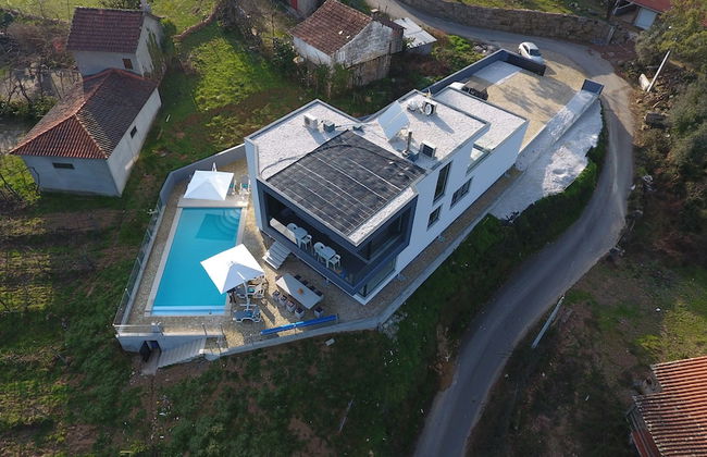 Lovely Design 4-bed Villa in Canedo de Basto - Foto 31