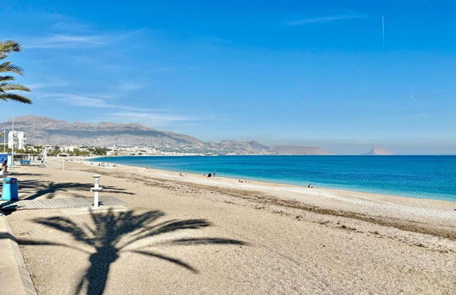 Stylish Alfas del Pi Stay - Foto 30