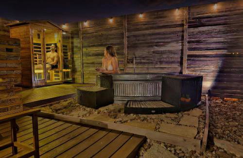 Romantic Luxury Retreat hot cold pool & sauna - Foto 4