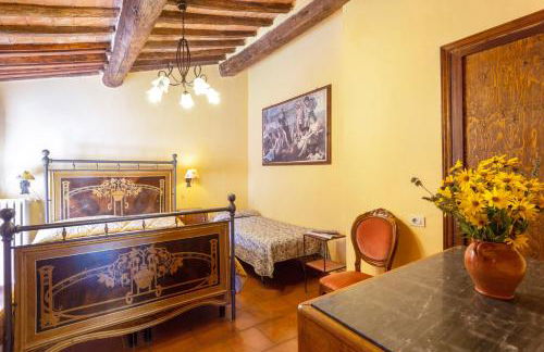 ISA-Farmhouse with swimming-pool in Chianti-area in the middle of Tuscan nature - Foto 29