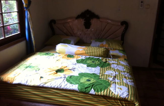 Villa Kota Bunga Seruni - Photo 14