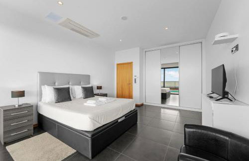 A&M House - Photo 30