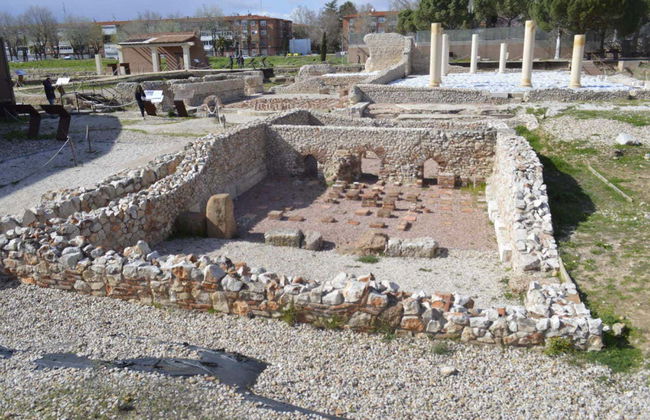 Tour in Alcalá de Henares - Photo 4
