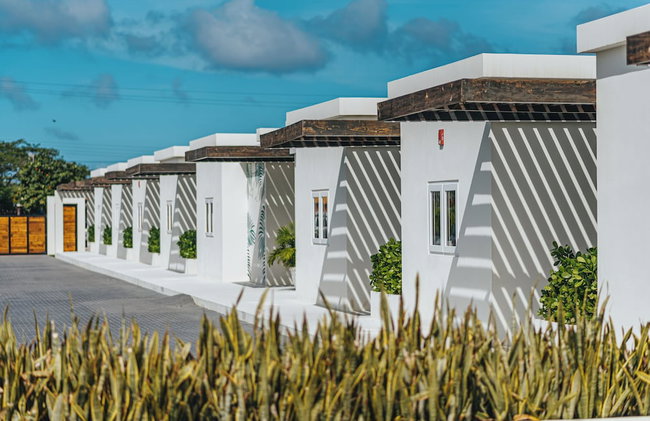 LUX Villas by Bocobay - Photo 23